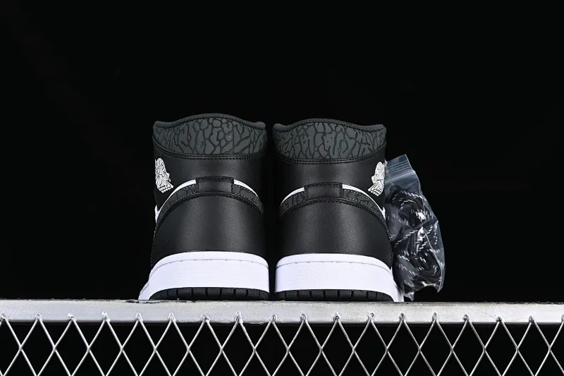 All categories Air Jordan Jordan series basketball shoes Air Jordan 1 Mid Air Jordan 1 Mid AJ1 Joe 1 all black burst pattern mid-top cultural casual sneakers FB9911-001